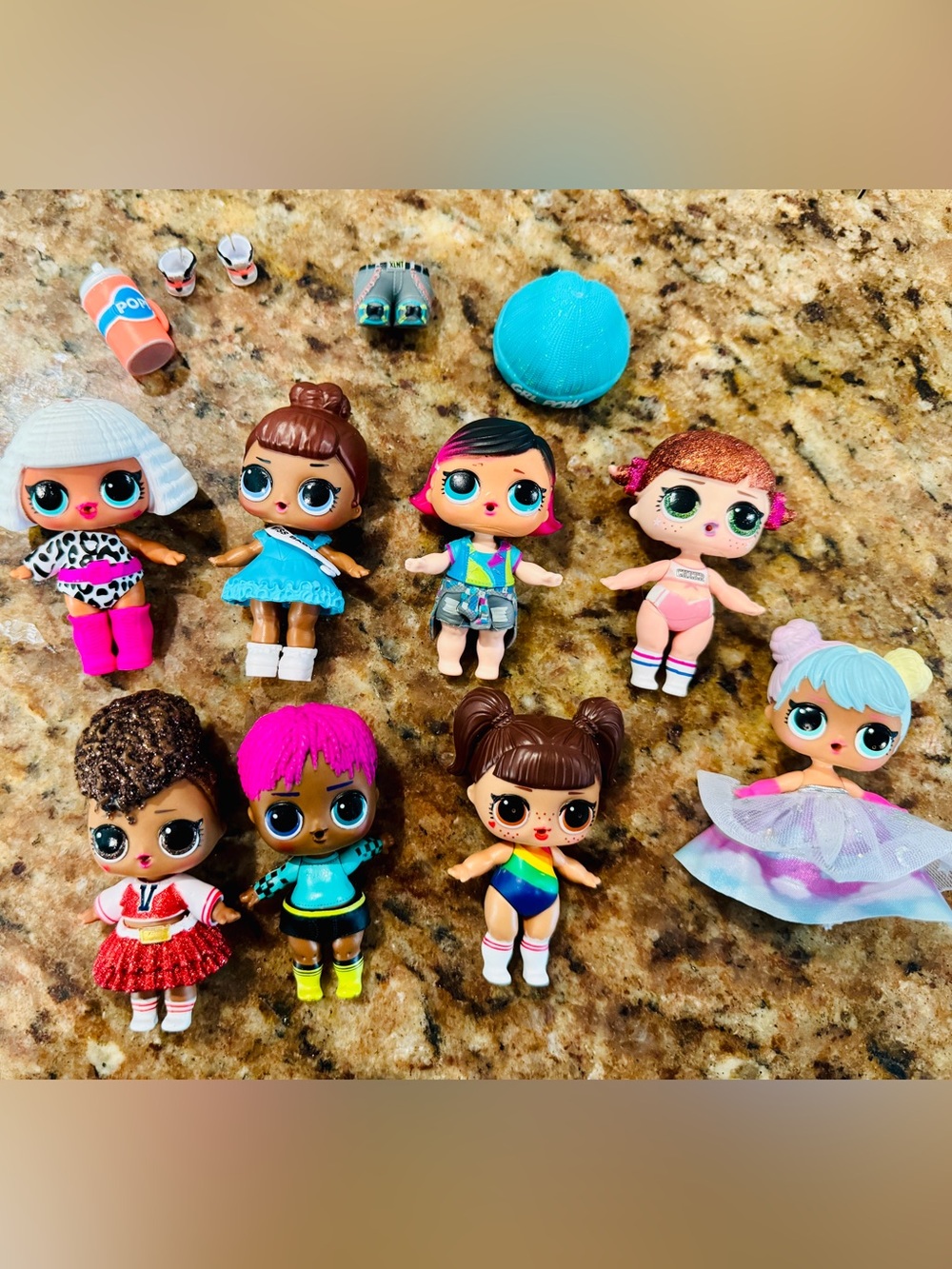 L.O.L. Surprise! Dolls Lot of 8 - Pink, Blue, Brown, White, Black, Turquoise